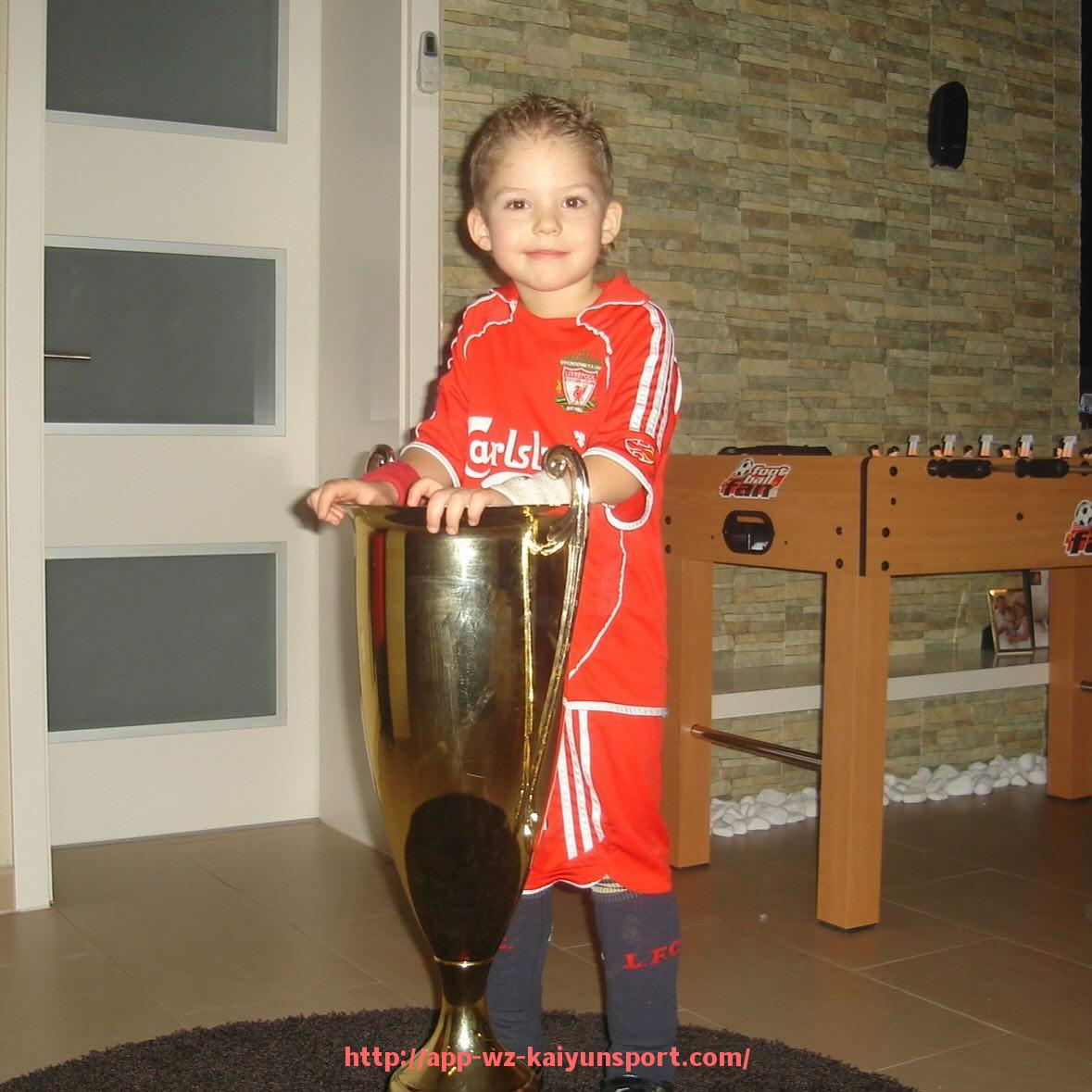 开云体育官网app下载-西甲联赛的免费直播app推荐与使用方法