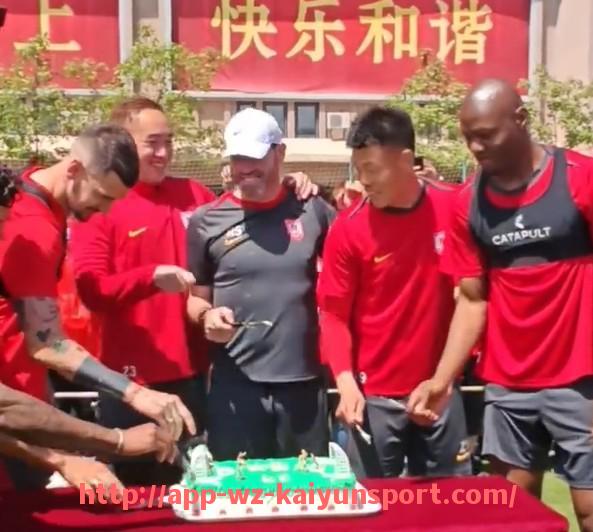 开云体育官网app下载-西甲近年积分榜走势及强队排名稳定性分析