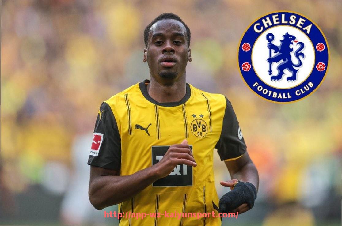 开云体育官网app下载-英超职业球员搬奖典礼视频及幕后故事分享